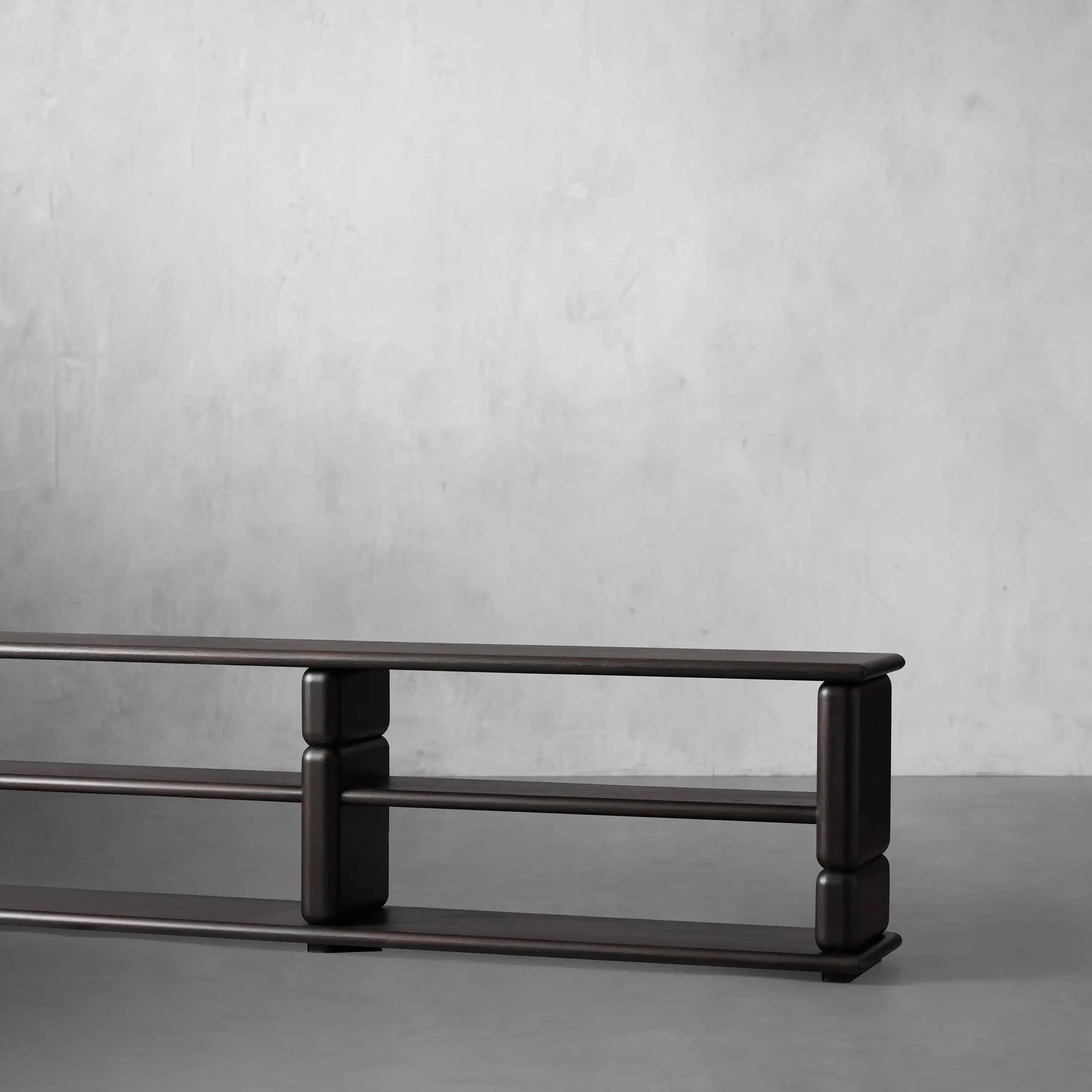 Larence Media Console