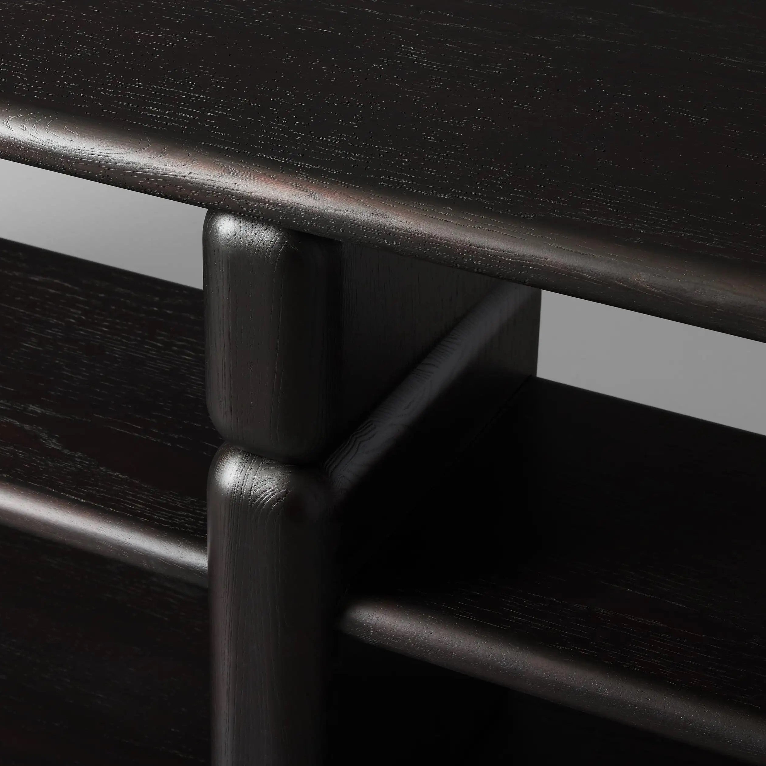 Larence Media Console