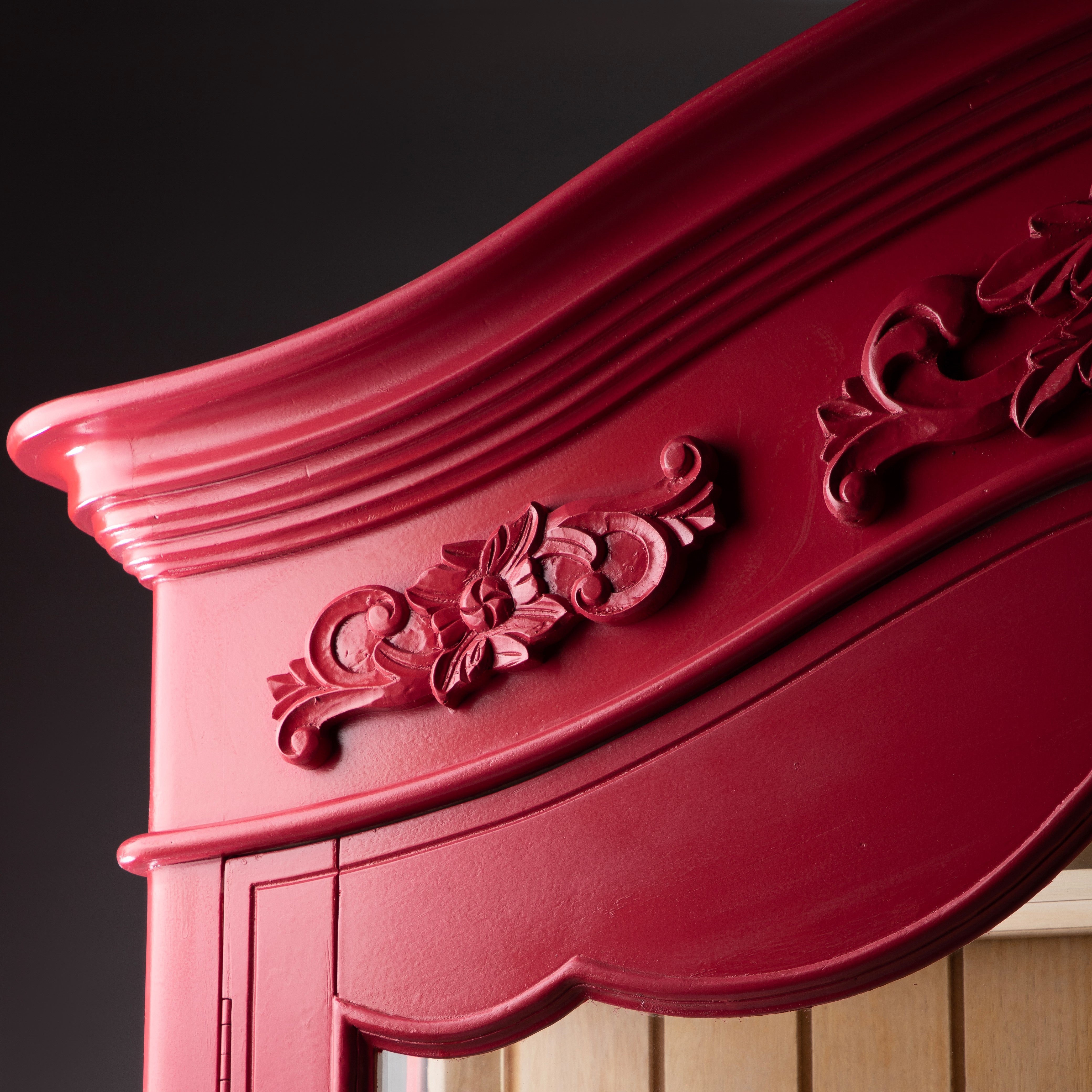 Scarlett Bookshelf - By Home of Chirmi