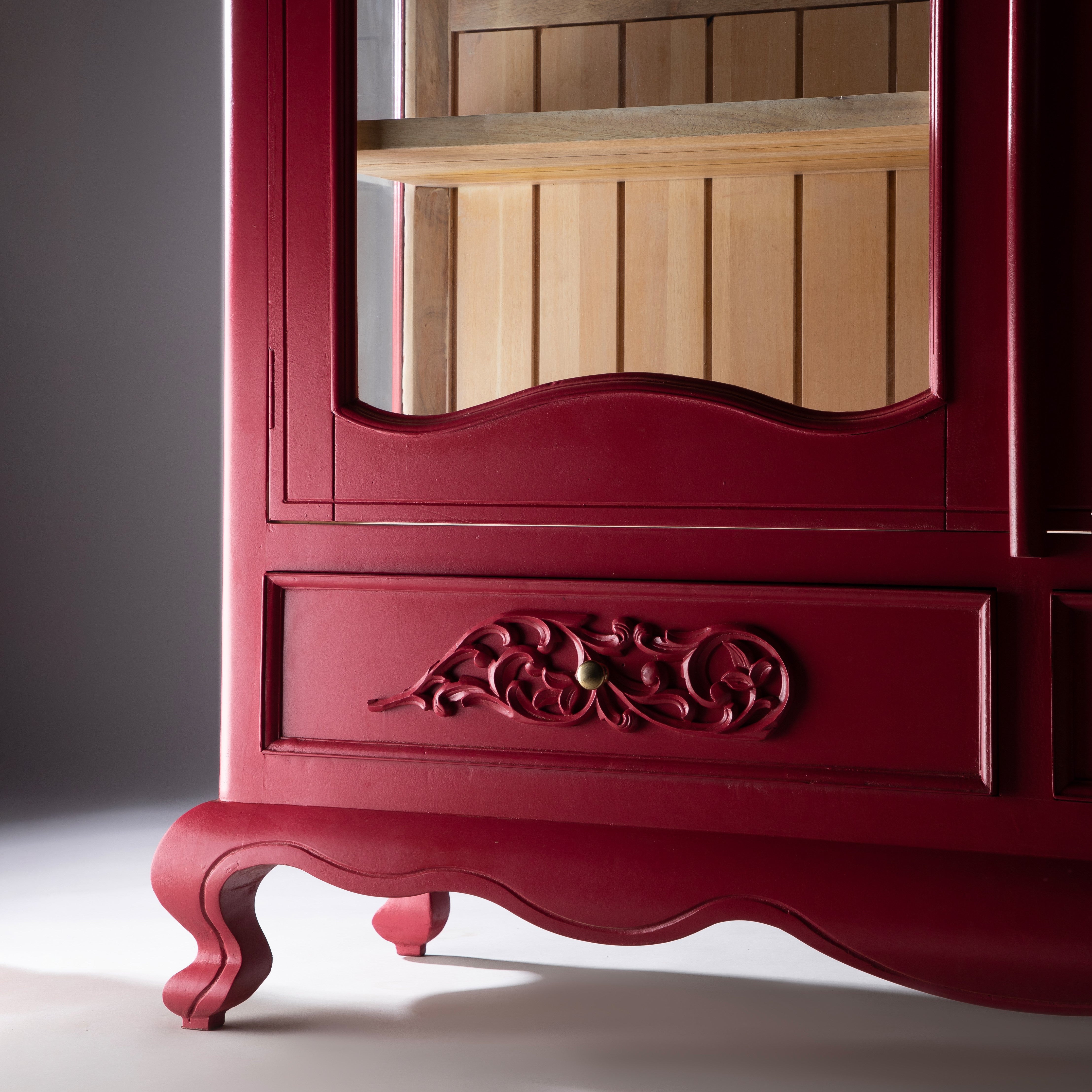 Scarlett Bookshelf - By Home of Chirmi