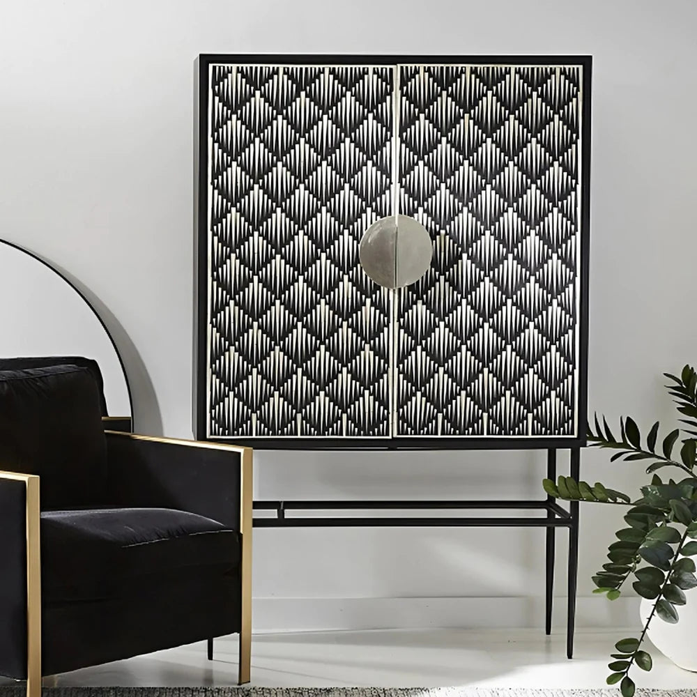 Spades Inlay SIdeboard