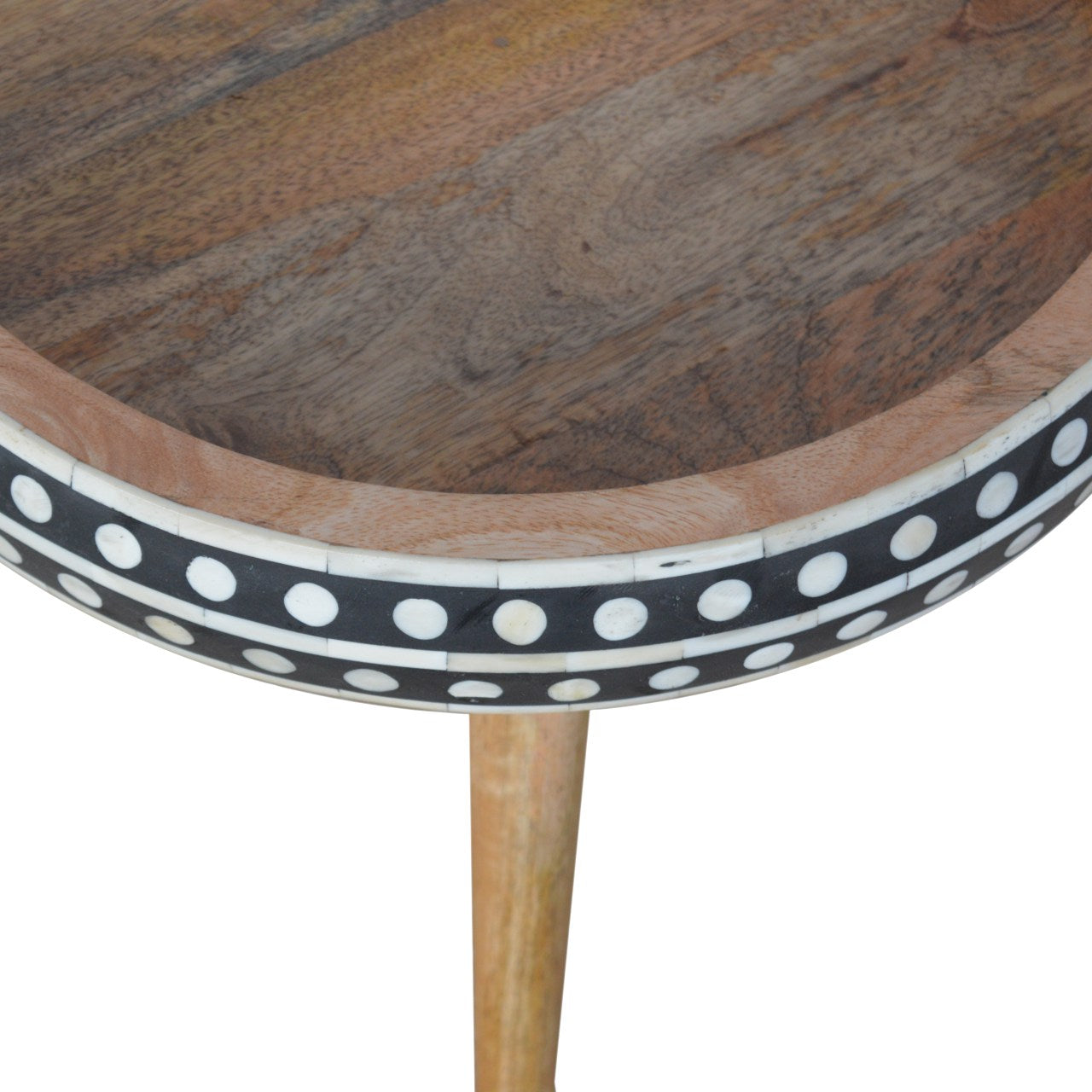 Nambi Inlay Table