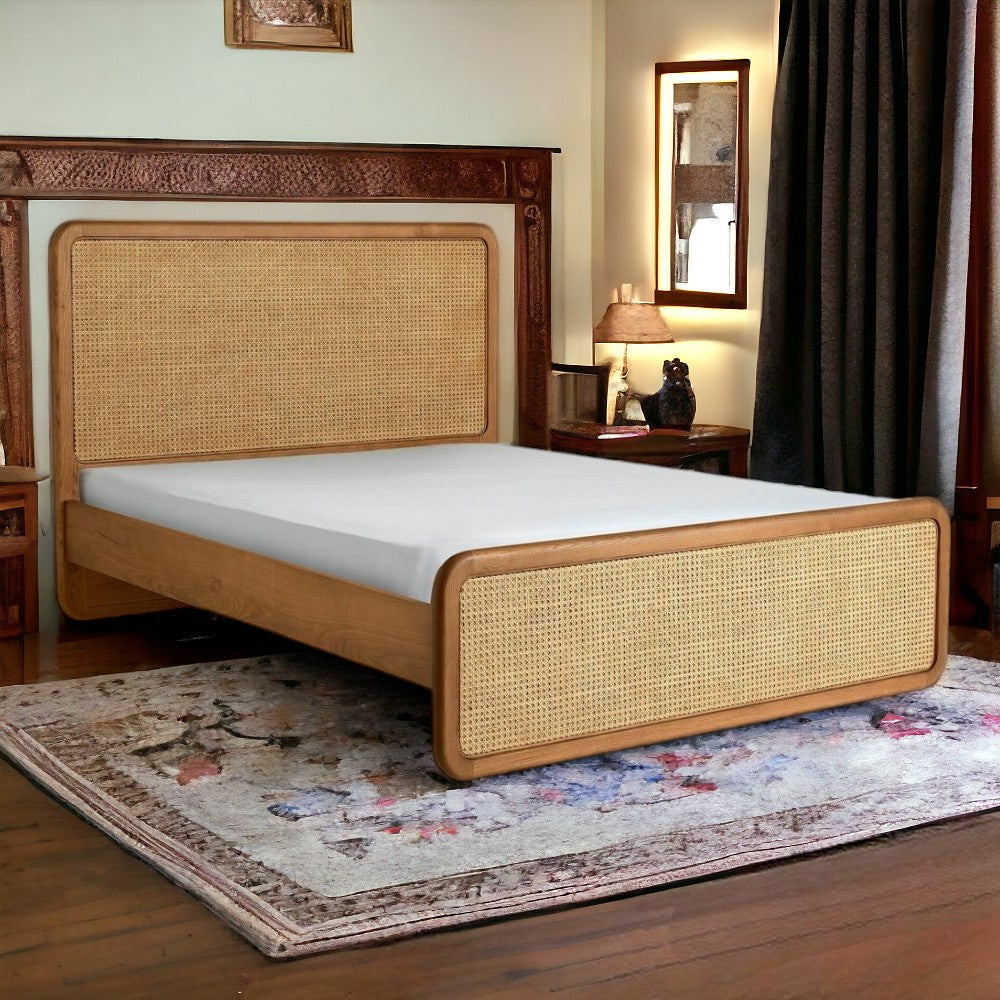 Infinito Destiny Cane & Oak Bed