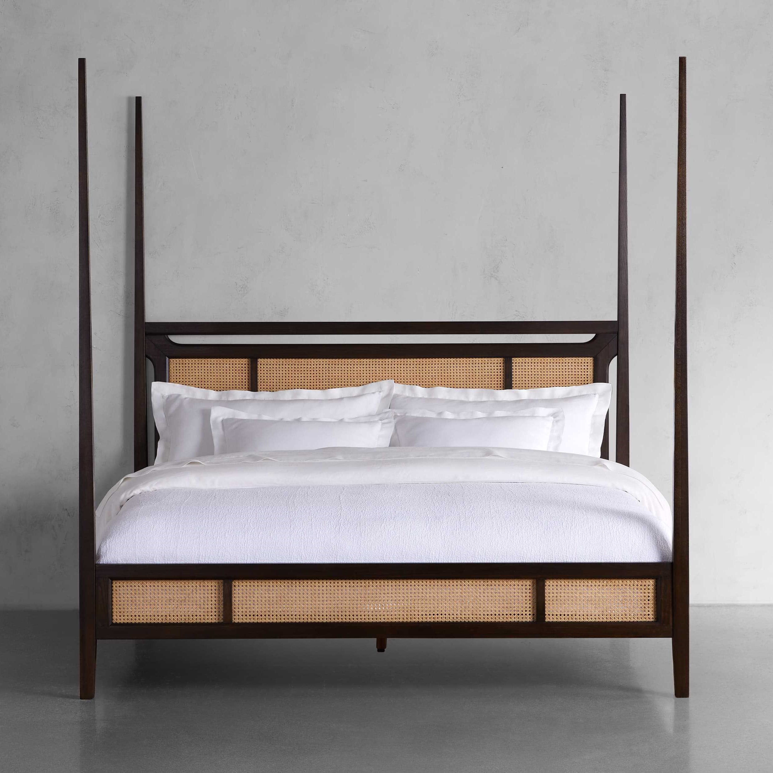 Elizabeth Poster Bed
