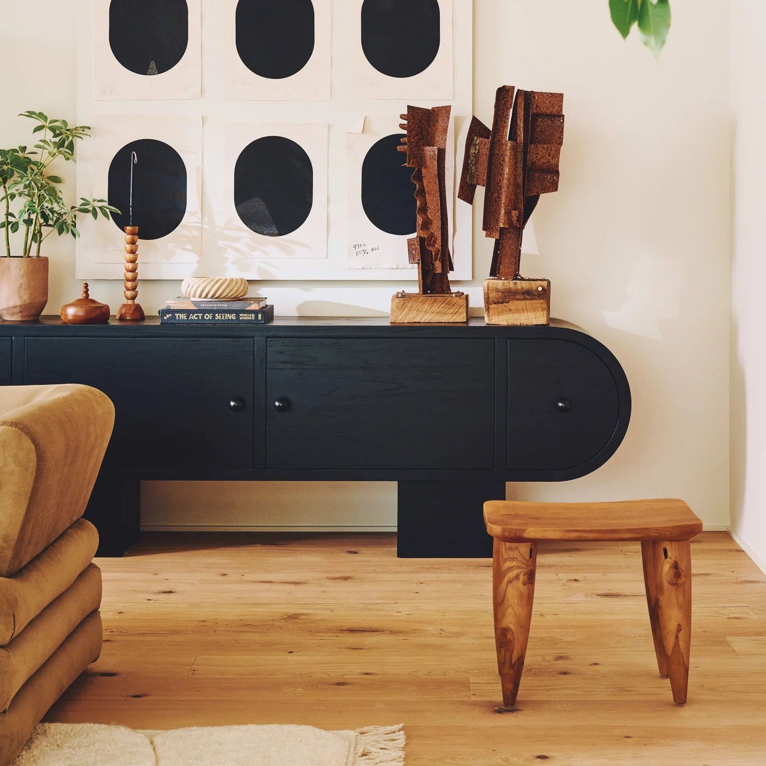 Oliver Media console