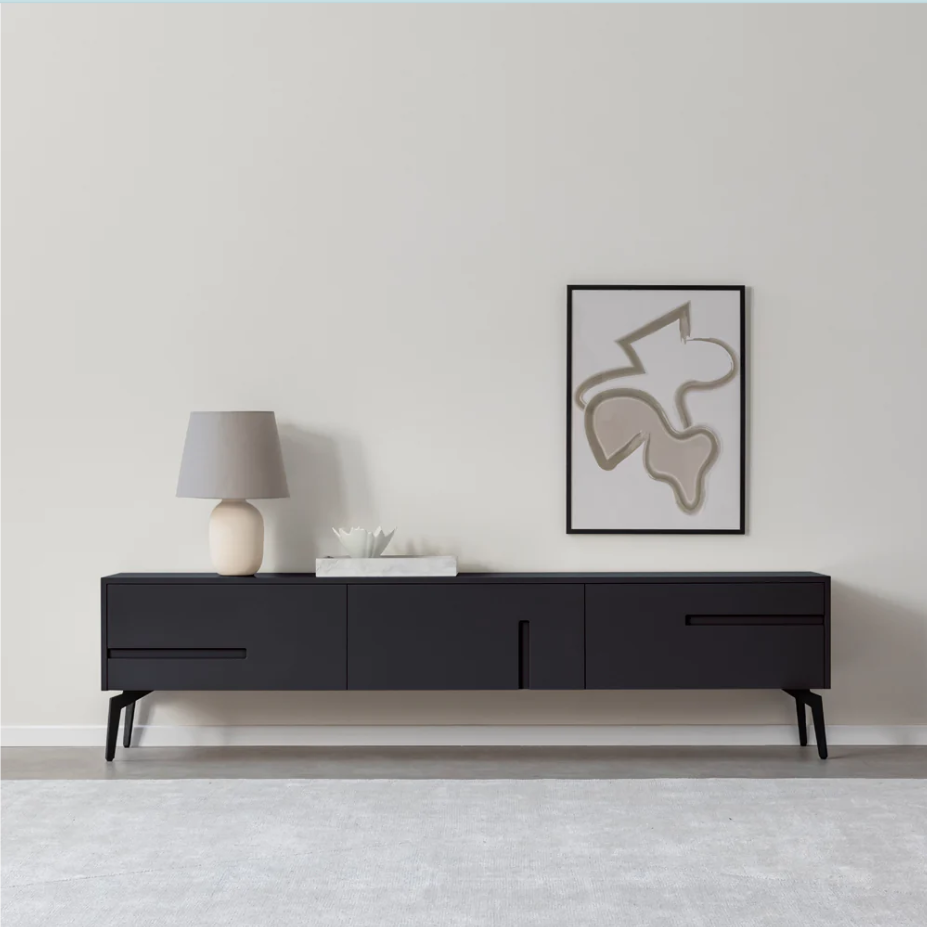 Kravis Media console