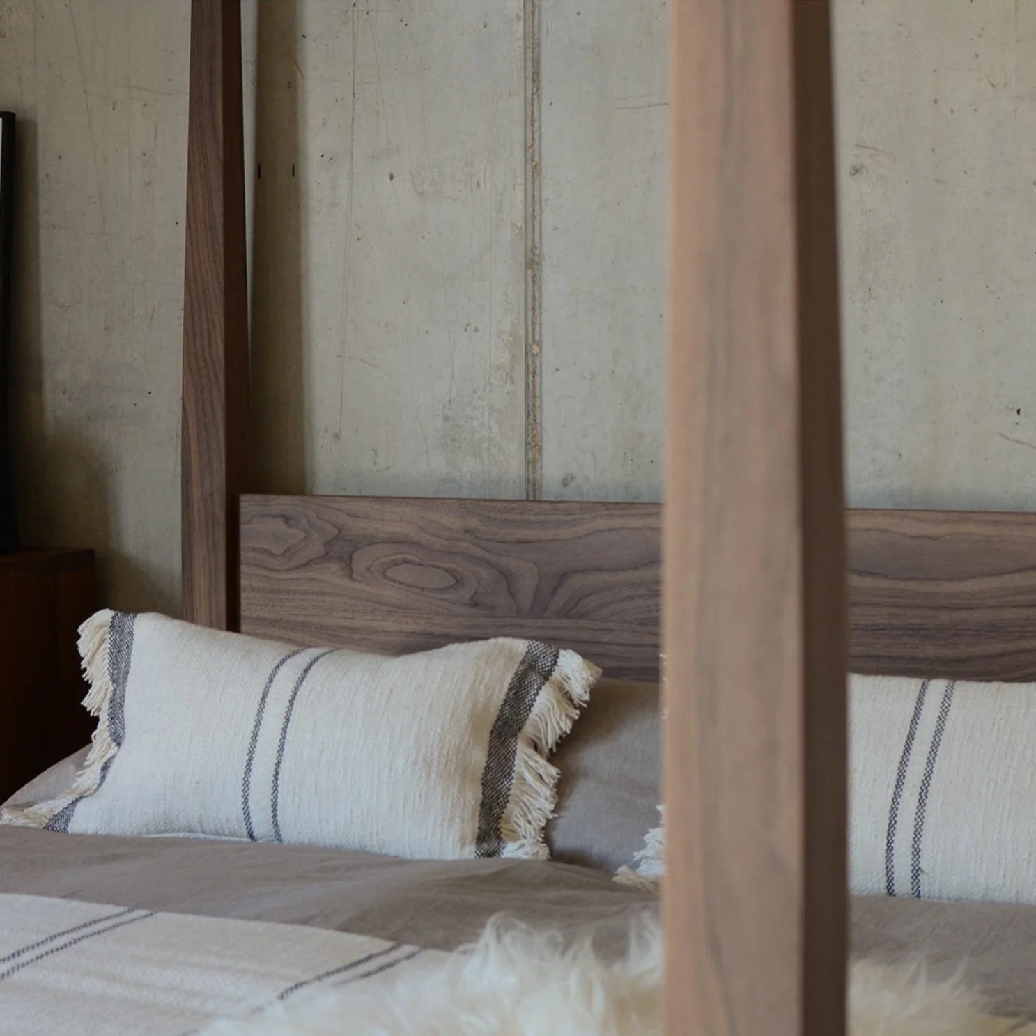 Nicole Wooden Poster Bed