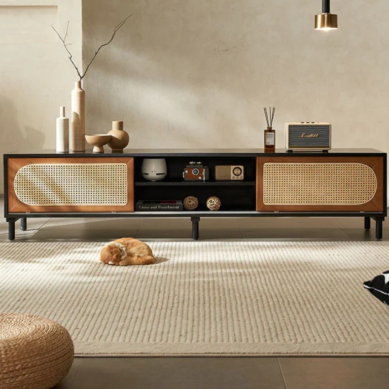 Rodrigo Rattan Media console