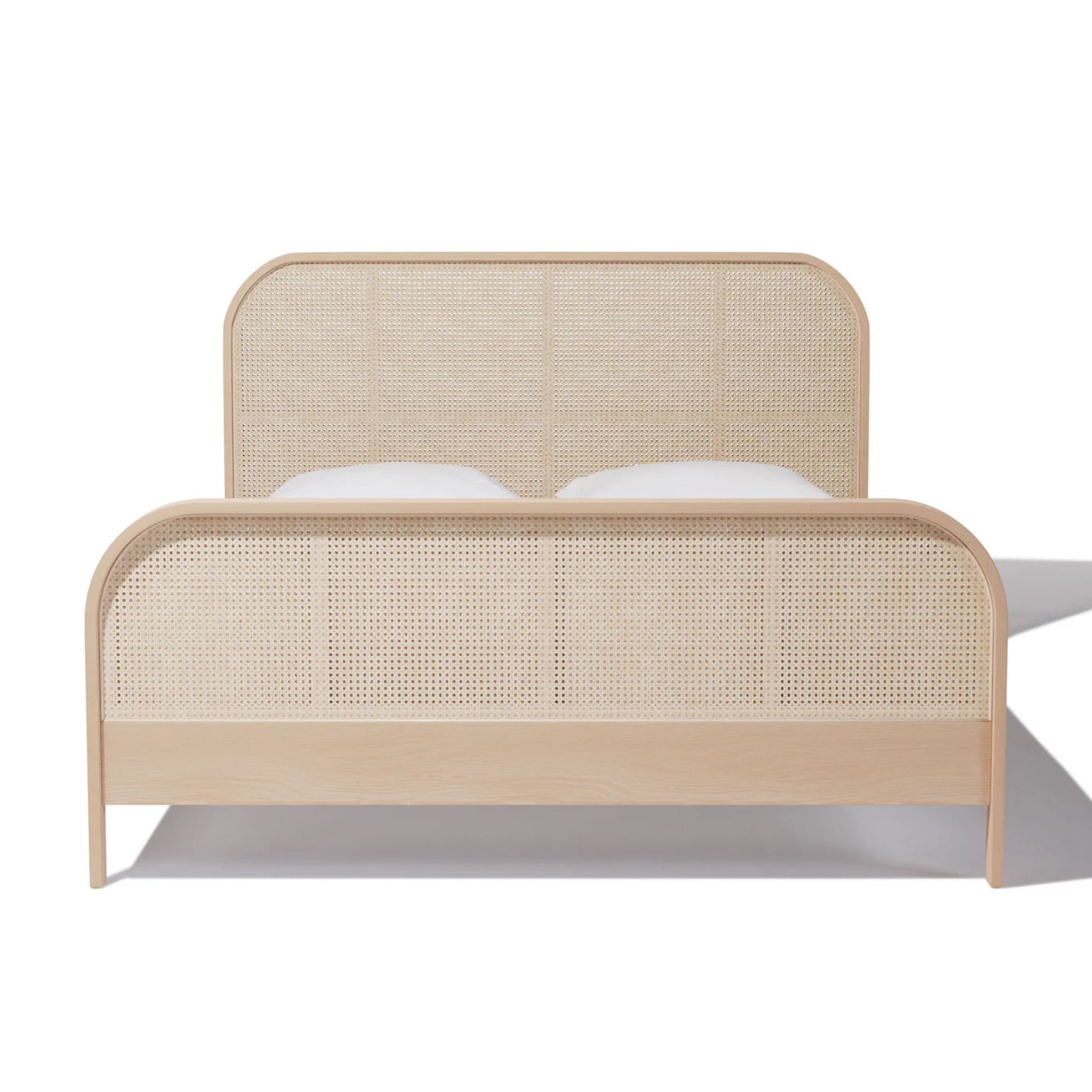 Karenina Cane bed