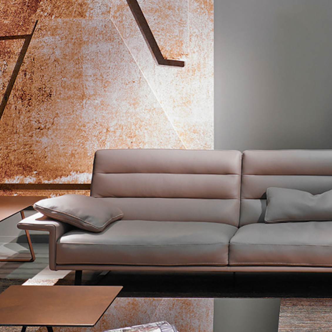 Oscar Sectional Sofa