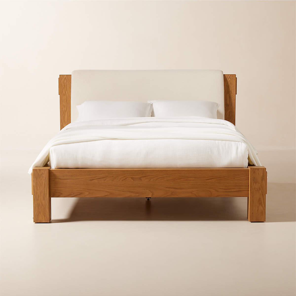 Carlsons Wood Bed